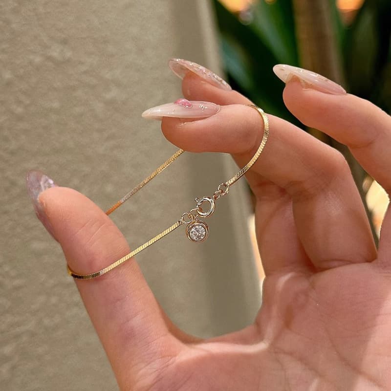 レディースブレスレット 煌めく一粒石の極細チェーン