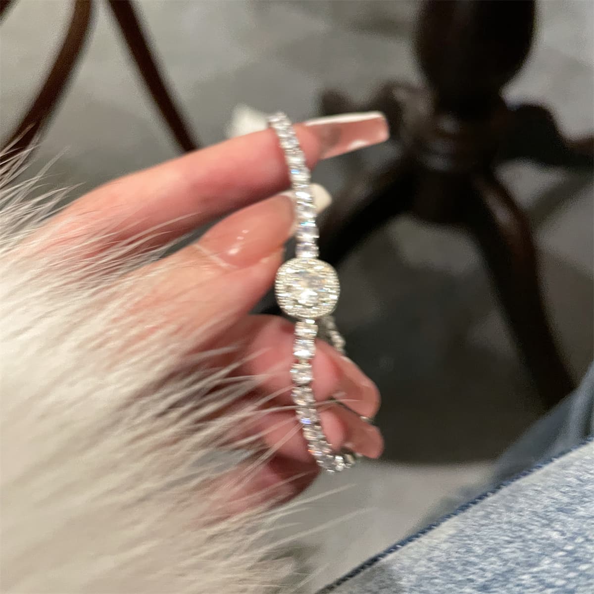 レディースブレスレット 輝き花円装飾ブレスレット