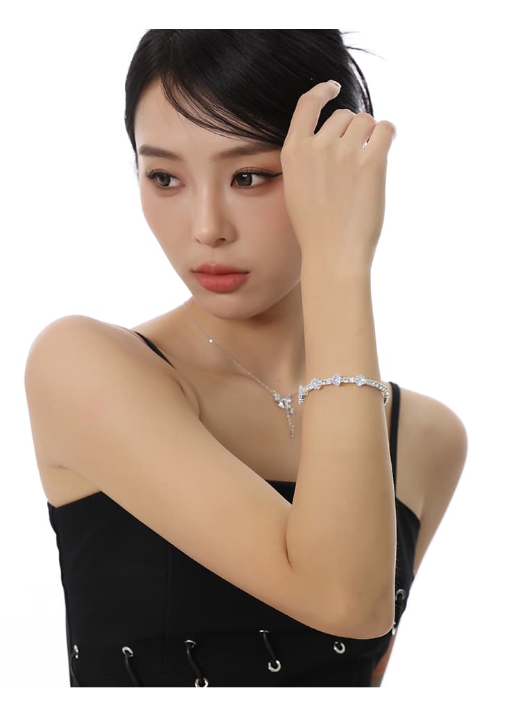 レディースブレスレット 星の輝き ダイヤモンドブレスレット